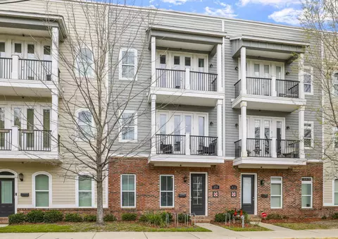 250 Lafayette Cir, Tallahassee, FL 32303