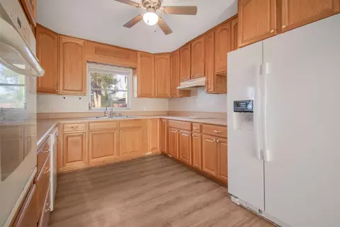 1000 S Orange St, Perry, FL 32348 photo 4