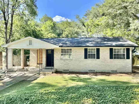 914 Delores Dr, Tallahassee, FL 32309