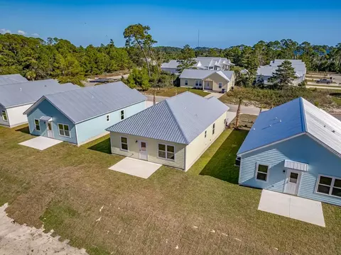 View/Area - 244 Ante Beppum Loop, Carrabelle, FL 32322 photo 1 of 4