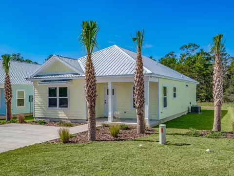 244 Ante Beppum Loop, Carrabelle, FL 32322