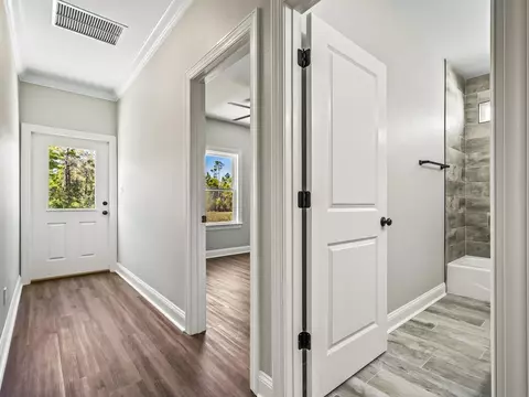 Entry Way - 244 Ante Beppum Loop, Carrabelle, FL 32322 photo 3 of 4
