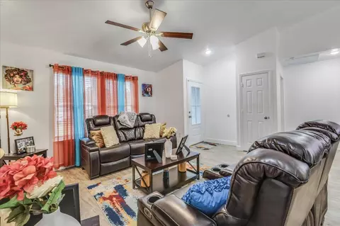370 Mae Cato Dr, Midway, FL 32343 photo 16