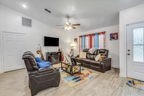 370 Mae Cato Dr, Midway, FL 32343 photo 15