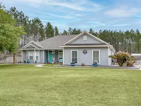 155 Sand Pine Trl, Crawfordville, FL 32327