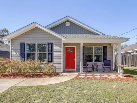 68 Evans Ave, Crawfordville, FL 32327