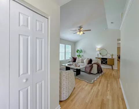 804 Medical Commons Ct, Tallahassee, FL 32310