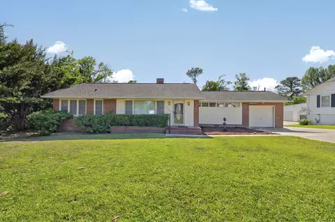 942 Morgan Ave, Chattahoochee, FL 32324