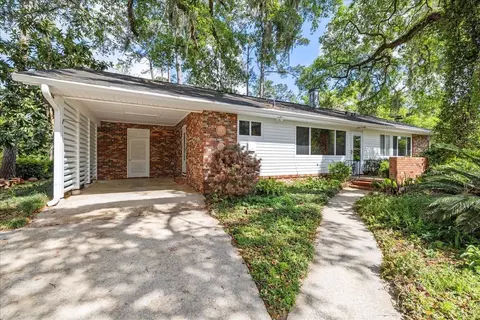 2115 Old Fort Dr, Tallahassee, FL 32301