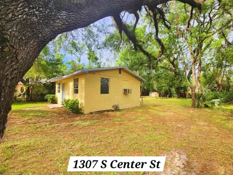 Exterior - 1124 S Orange St #2, Perry, FL 32348 photo 1 of 11