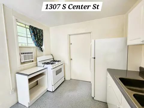 Kitchen - 1124 S Orange St #2, Perry, FL 32348 photo 1 of 4