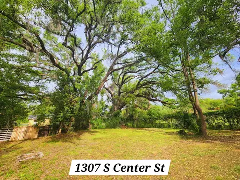 Exterior - 1124 S Orange St #2, Perry, FL 32348 photo 4 of 11