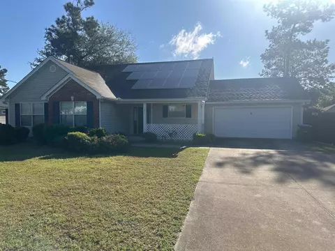 151 Ponderosa Ln, Midway, FL 32343