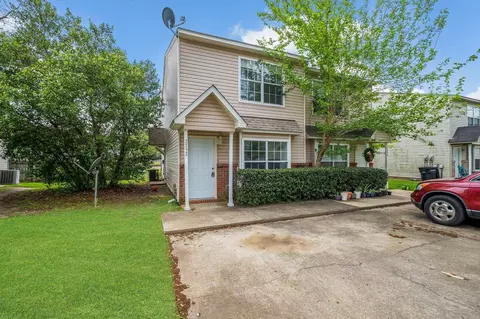 2752 Tess Cir, Tallahassee, FL 32304