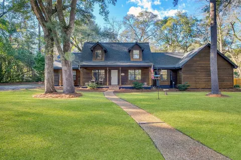 3800 Sutton Pl, Tallahassee, FL 32303