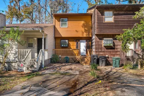 1738 Beechwood Cir, Tallahassee, FL 32301