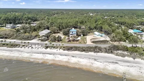 2101 W Highway 98, Carrabelle, FL 32322