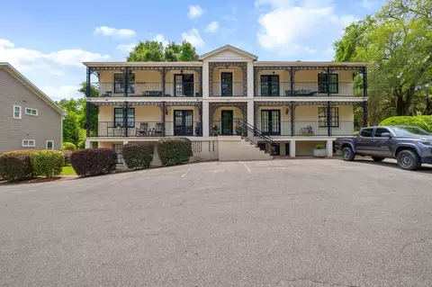 715 N Calhoun St #3, Tallahassee, FL 32303