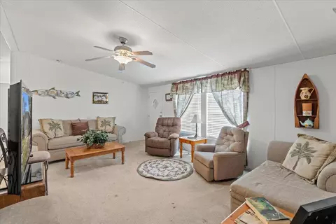 16894 W Royal Oak Dr, Perry, FL 32348 photo 9
