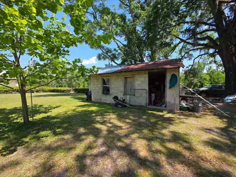 Exterior - 423 NEmpress Tree Ave, Pinetta Madison County, FL 32350 photo 4 of 21
