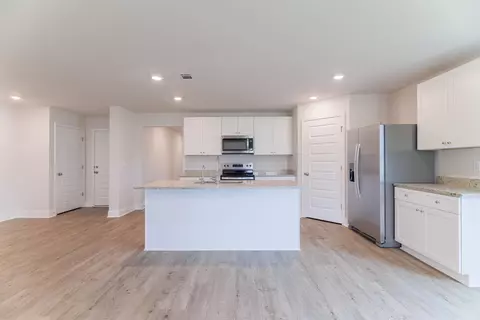 Kitchen - 119 Pruitt Dr, Crawfordville, FL 32327 photo 1 of 6