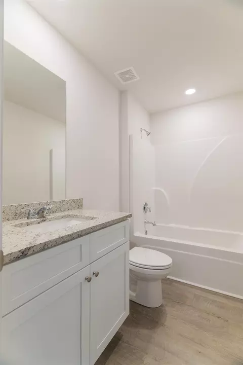 Bath - 119 Pruitt Dr, Crawfordville, FL 32327 photo 6 of 6