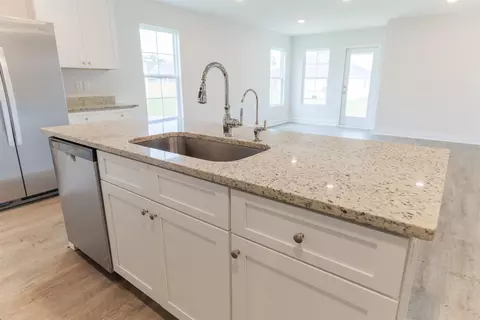 Kitchen - 119 Pruitt Dr, Crawfordville, FL 32327 photo 4 of 6