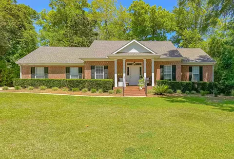 2490 Elfinwing Ln, Tallahassee, FL 32309