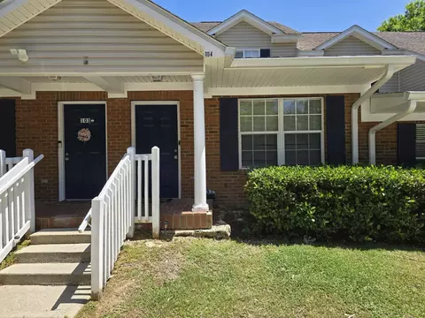 2740 W Tharpe St #104, Tallahassee, FL 32303