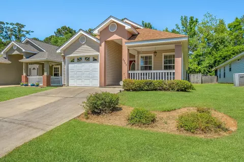 3248 Emerson Ln, Tallahassee, FL 32317