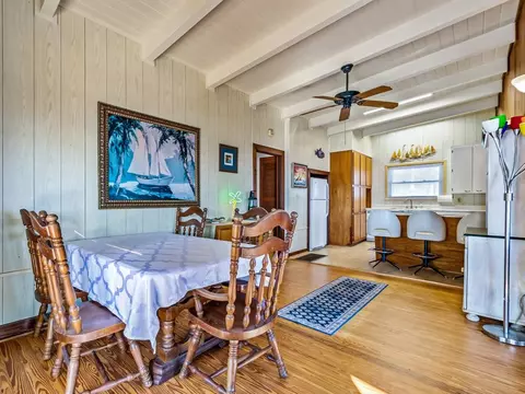 Dining - 2475 Surf Rd, Ochlockonee Bay, FL 32346 photo 5 of 6