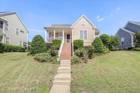 3033 Dickinson Dr, Tallahassee, FL 32311