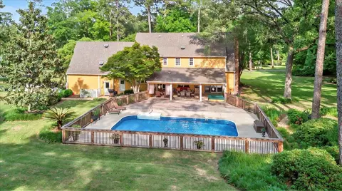 9544 Hawk Ridge Rd, Tallahassee, FL 32312
