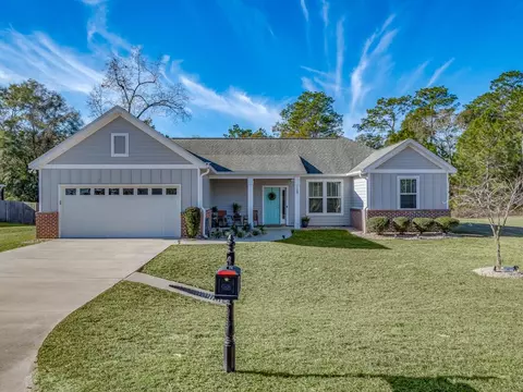 124 Juniper Dr, Crawfordville, FL 32327