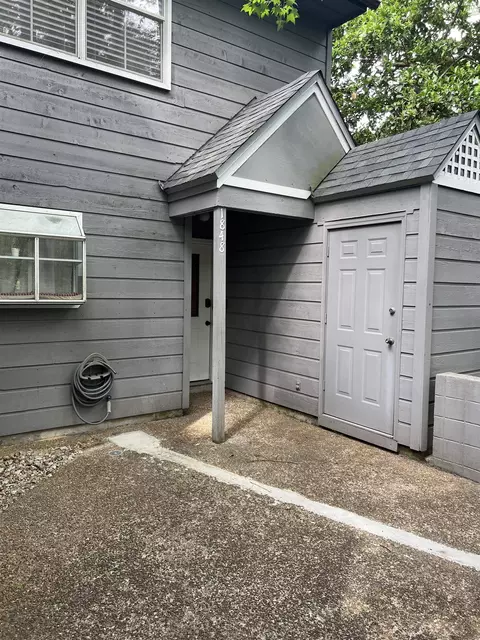 1848 Nicklaus Dr, Tallahassee, FL 32301