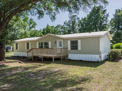 26 Greenlea Cir, Crawfordville, FL 32327