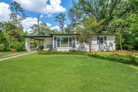 2011 E Indianhead Dr, Tallahassee, FL 32301