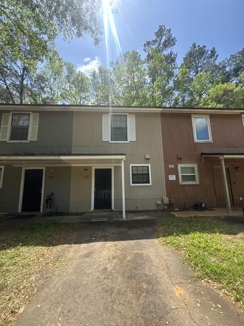 1827 Sylvan Ct, Tallahassee, FL 32303