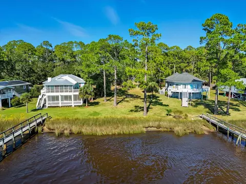 134 River Dr, Panacea, FL 32346 photo 5