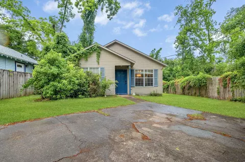 824 Dover St, Tallahassee, FL 32304