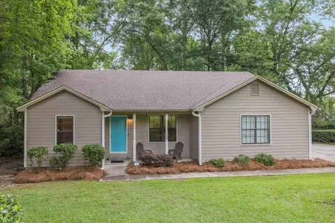 910 Blackwood Ave, Tallahassee, FL 32303