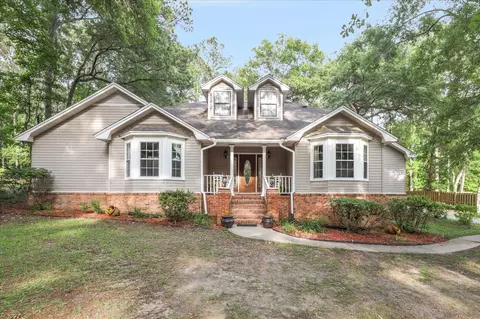 8613 Heartwood Ct, Tallahassee, FL 32312
