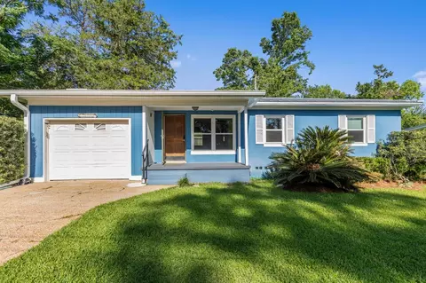 1527 Dacron Dr, Tallahassee, FL 32308