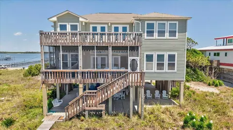 1573 Alligator Dr, Panacea, FL 32346