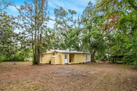 Exterior - 2851 E Dorman Peacock Rd, Perry, FL 32348 photo 8 of 10
