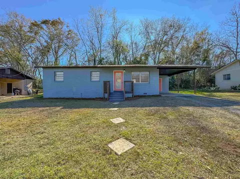 110 S Hinson Cir, Havana, FL 32333
