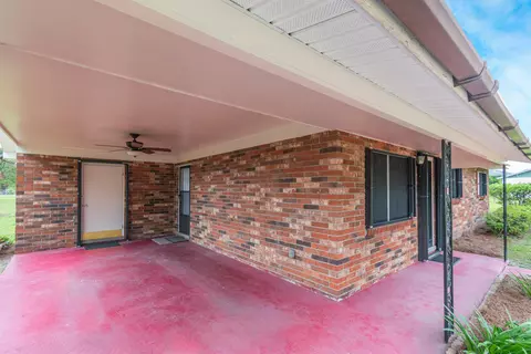 105 Goff St, Perry, FL 32347 photo 4