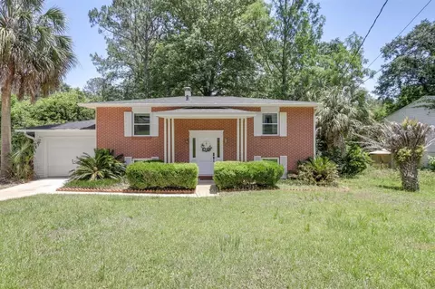 2307 Spoonwood Dr, Tallahassee, FL 32303