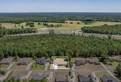 89 Nandina Way, Crawfordville, FL 32327