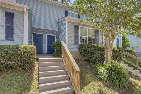 787 E Timberwood Cir, Tallahassee, FL 32304